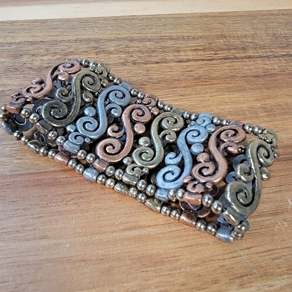 Mixed metal tones Scroll Stretch Bracelet - Picture 3 of 13